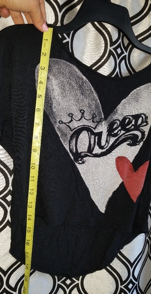 Crop Top - Picture 4 of 6